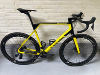 Canyon Inflite CF SLX 9