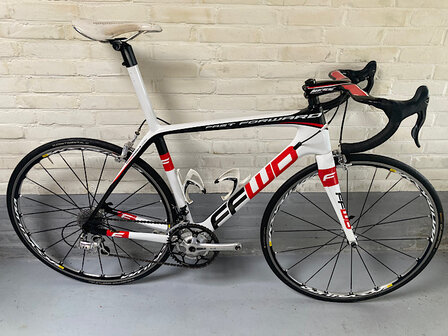 FFWD full carbon racefiets