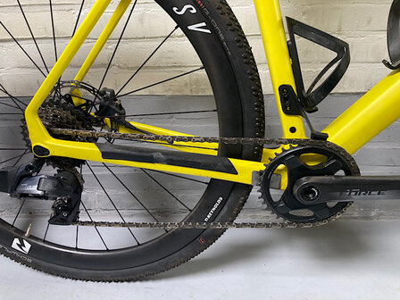 Canyon Inflite CF SLX 9