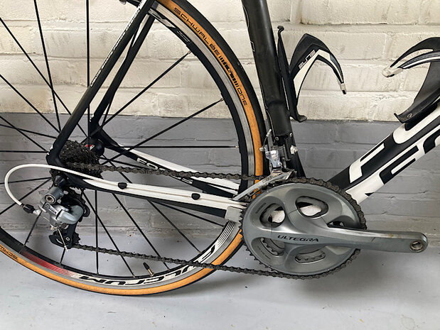 Focus Izalco (56 cm)